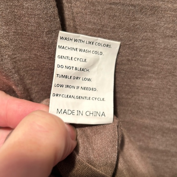 👚NWOT Oversized V Neck Batwing Short Rolled Sleeve Casual Basic Tee Shirt Top - Picture 9 of 13